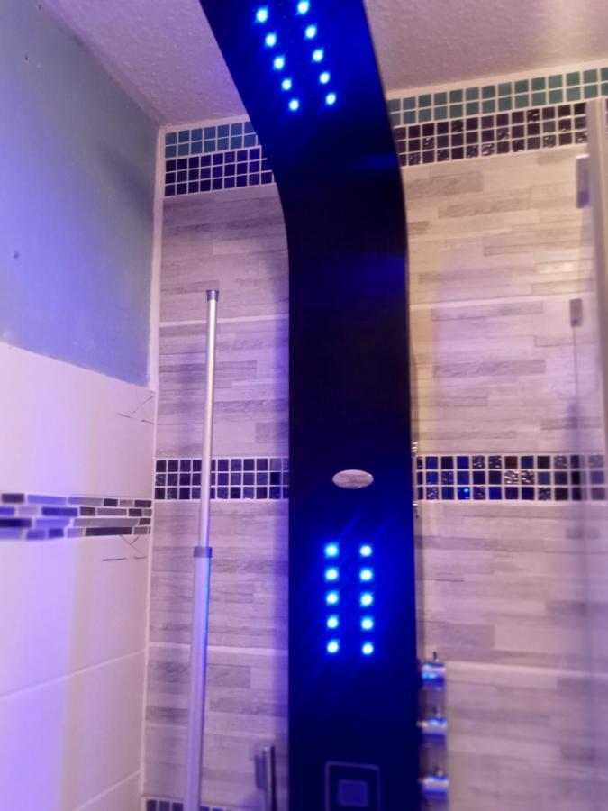 Appartement Le liberté bateau bleu à Saint-Cyprien  Extérieur photo